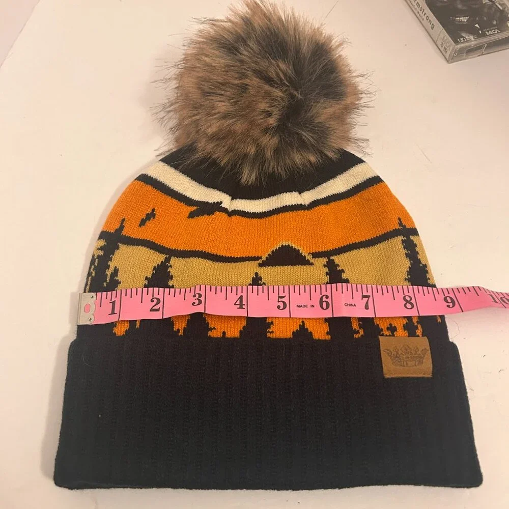 NWOT Crown Mountain Sunset Beanie – Faux Fur Pom – Knit Winter Hat - Picture 6 of 6
